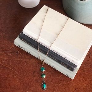 Grandmothers buttons necklace Laysson in Green